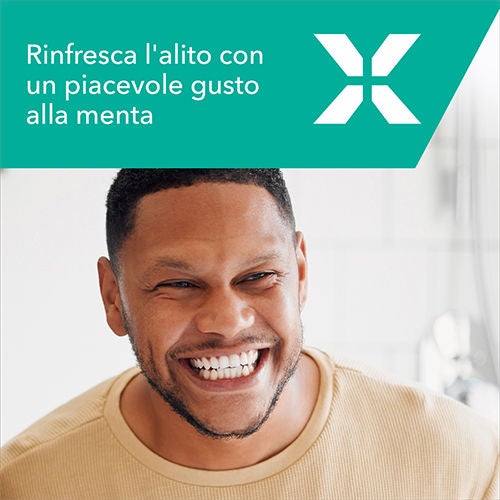 Rinfresca l'alito con un piacevole gusto alla menta